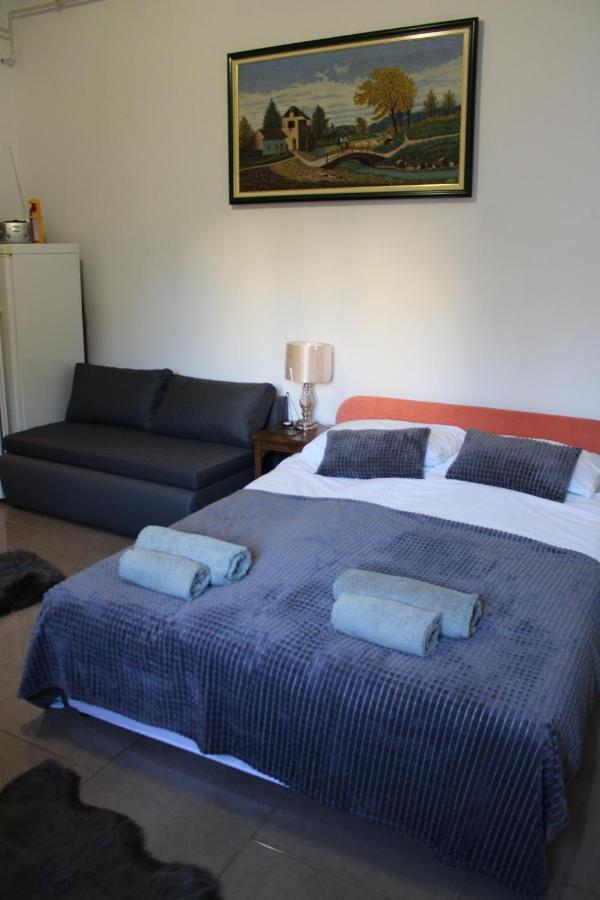 Studio Apartman Hinko Джяково Екстер'єр фото