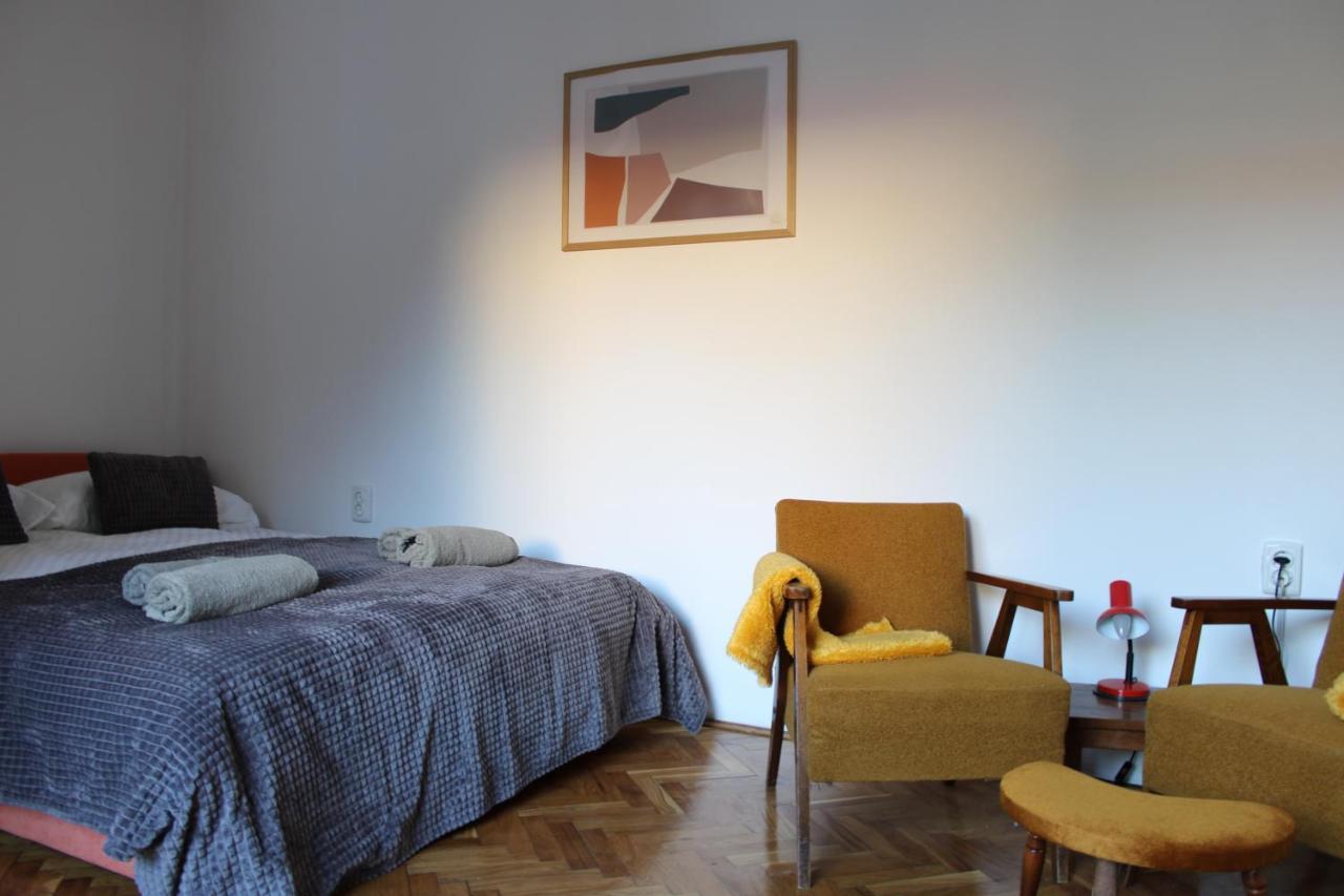 Studio Apartman Hinko Джяково Екстер'єр фото